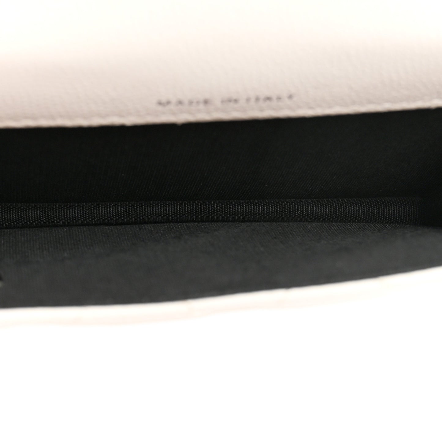 Caviar Quilted My Everything Belt Flap Card Holder White