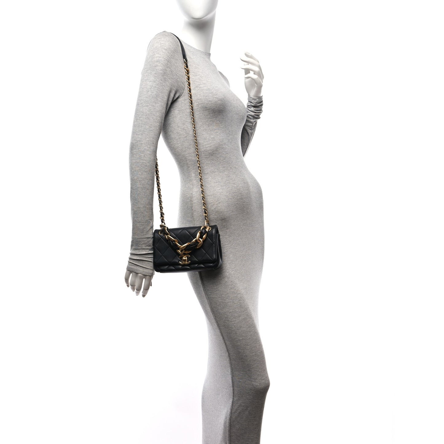 Shiny Lambskin Small Chain Is More Flap Black