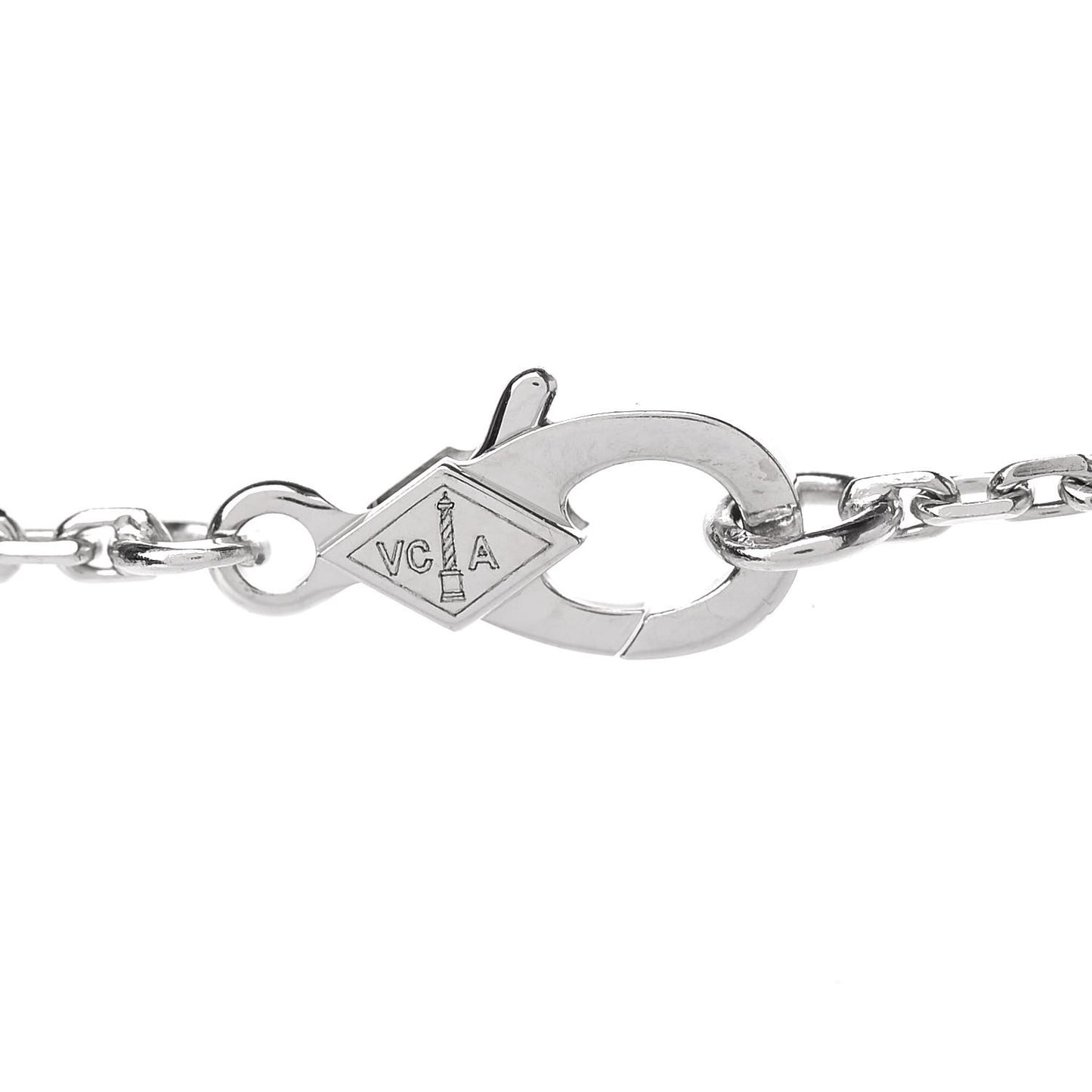 18K White Gold Diamond Flowerlace Pendant Necklace