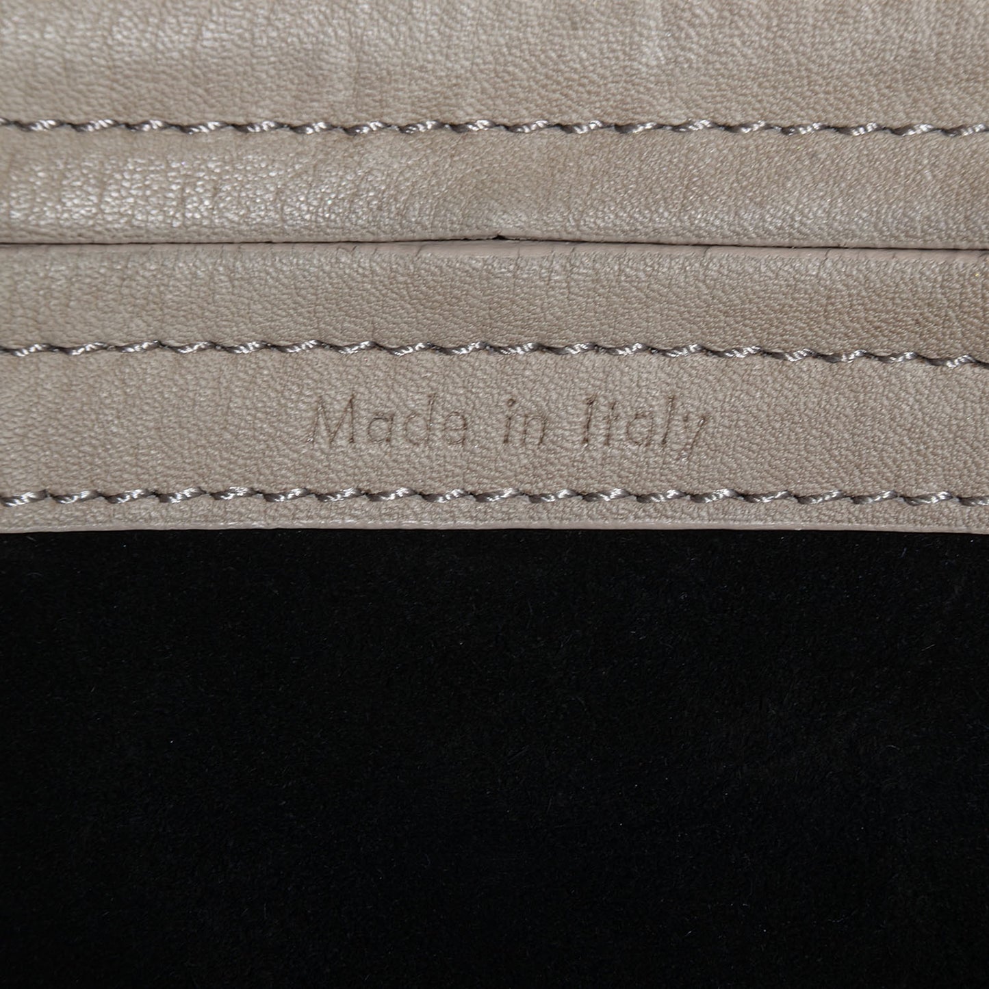 Supple Calfskin Large Phantom Luggage
