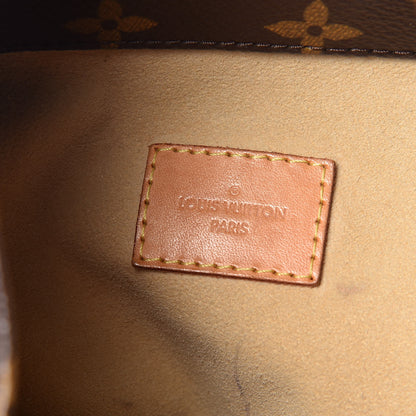 Louis Vuitton Monogram Artsy MM 8 of 12