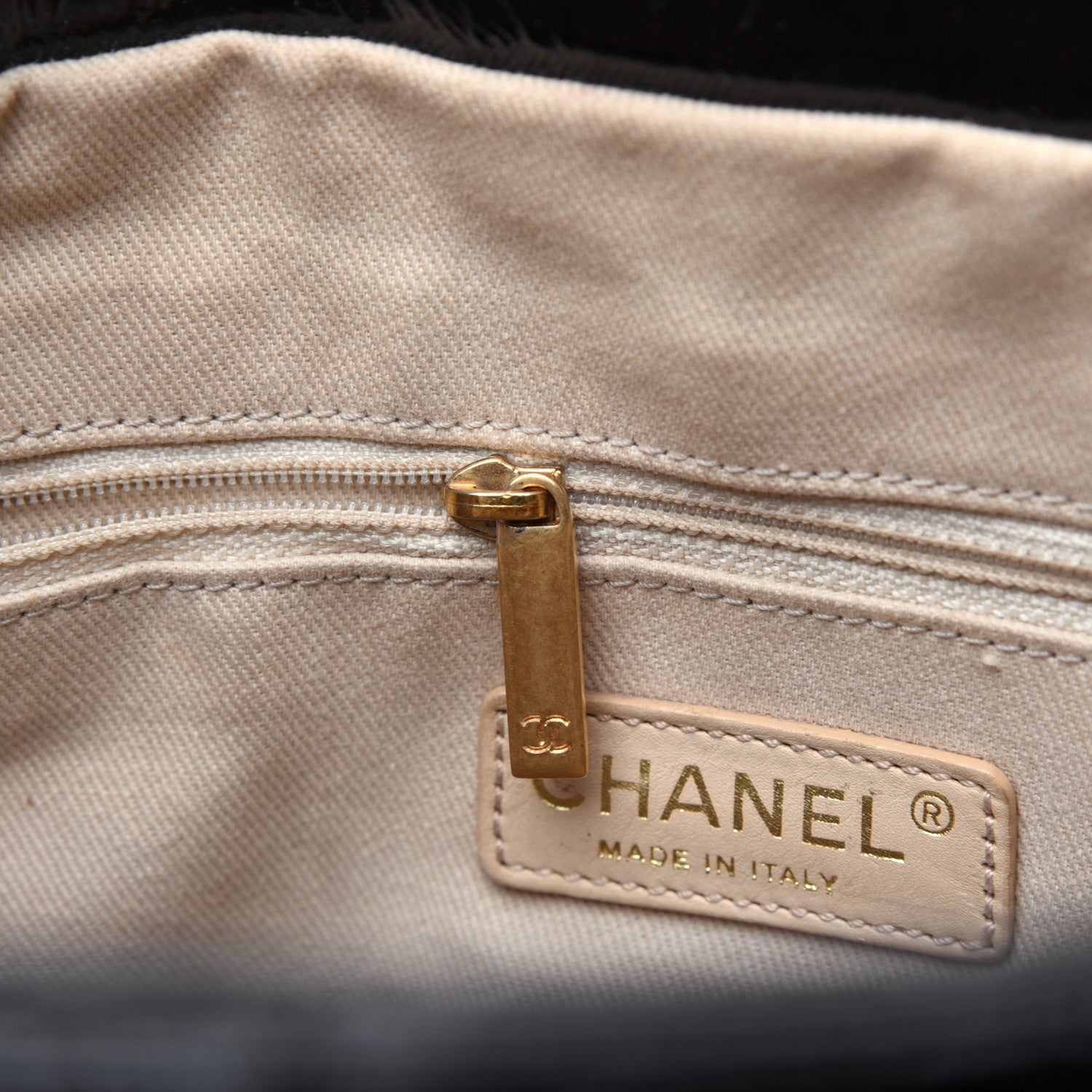 Chanel Crackled Patent Puzzle Tote Black 20 of 24