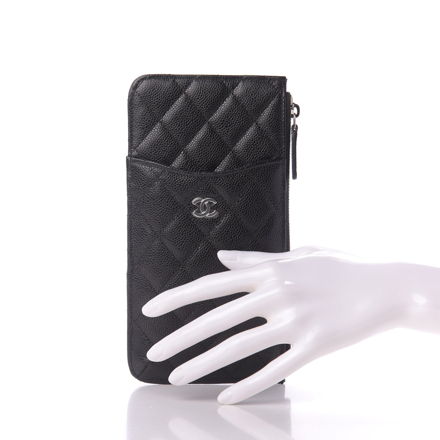 Caviar Quilted Classic iPhone Pouch Black