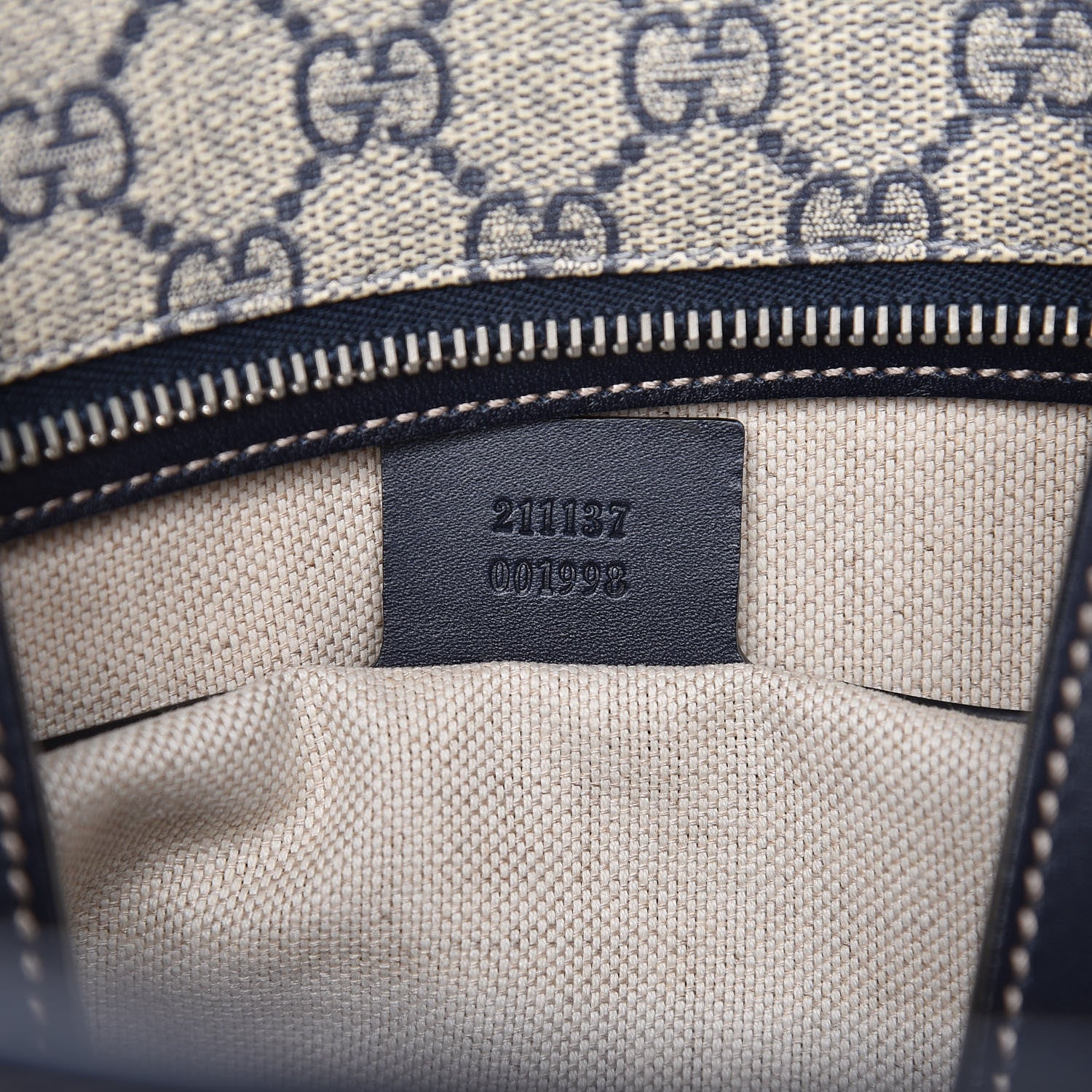 Gucci GG Supreme Monogram Medium Zippered Shopping Tote Navy 7 of 9