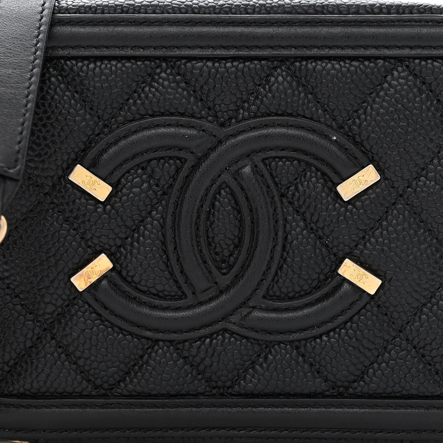 Caviar Quilted CC Filigree Vanity Clutch With Chain Black