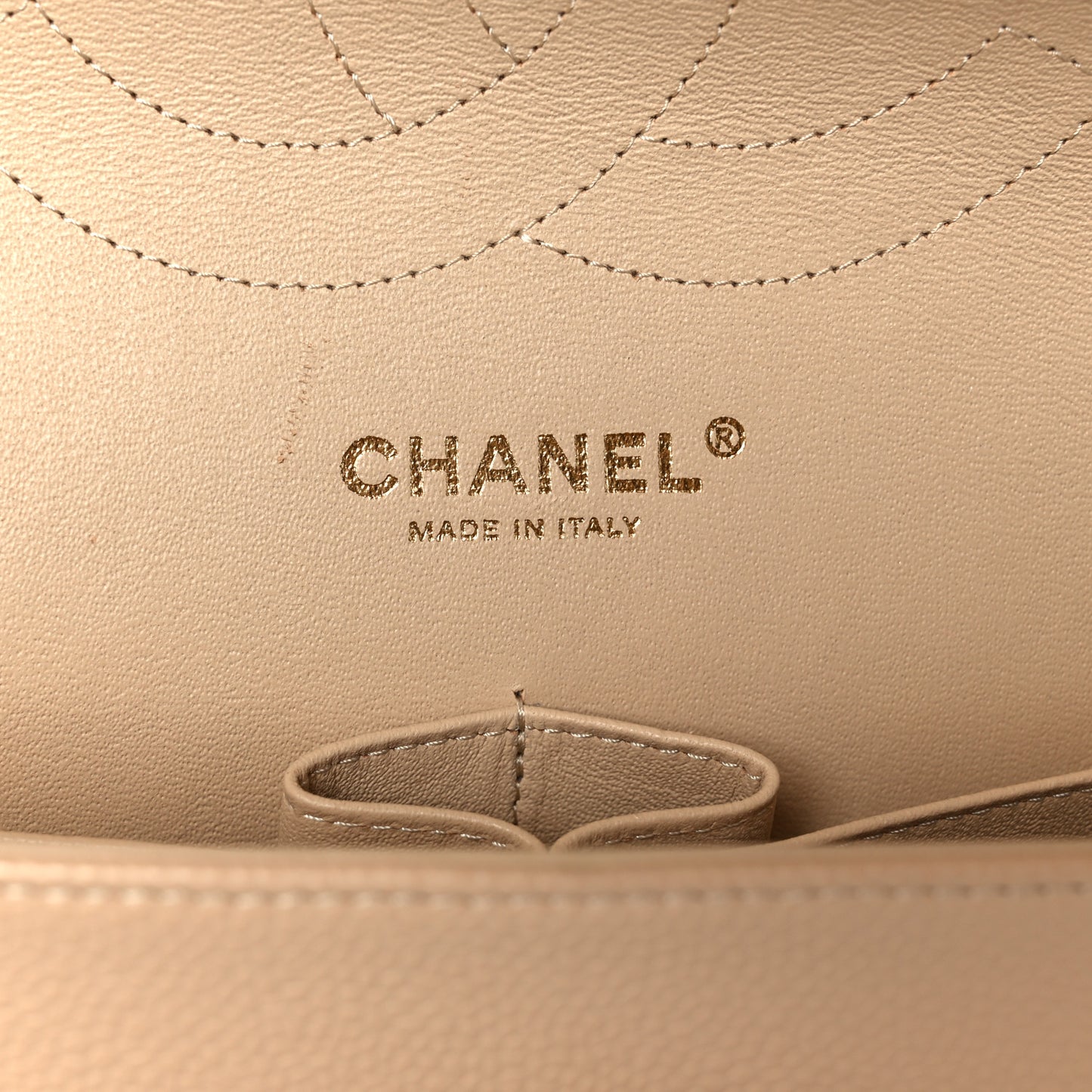 Caviar Quilted Jumbo Double Flap Beige Clair