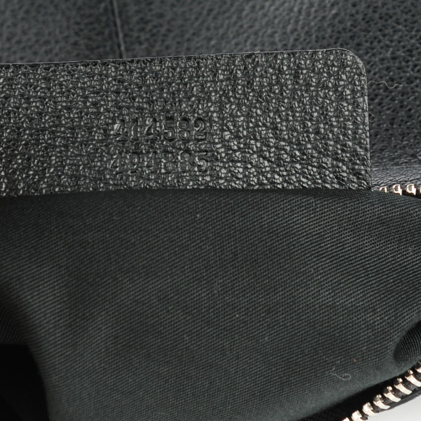 Calfskin De Manta Clutch Black