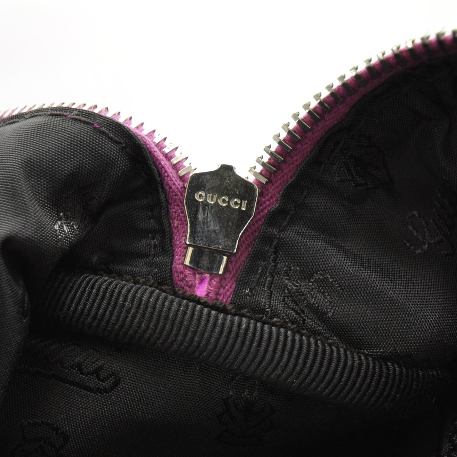 Gucci Guccissima Neoprene Techno Tag Medium Boston Magenta 9 of 10