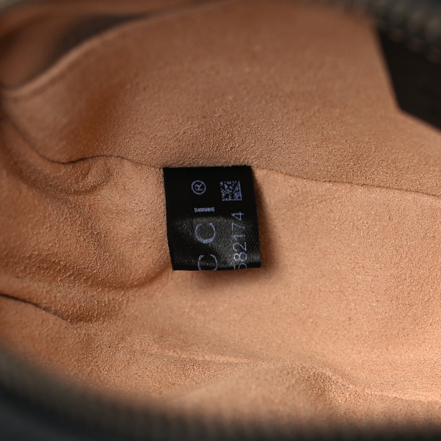 Calfskin Matelasse GG Marmont Belt Bag 85 34 Black