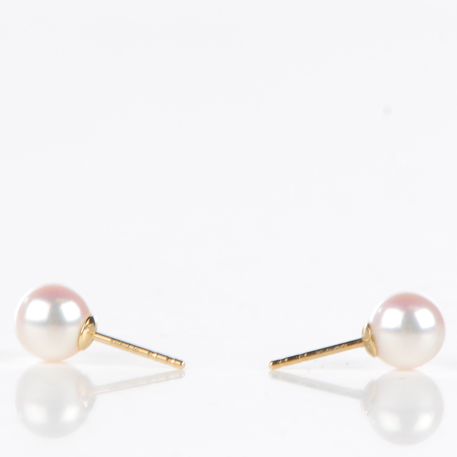 Mikimoto 18K Yellow Gold 8mm Pearl Stud Earrings 3 of 4