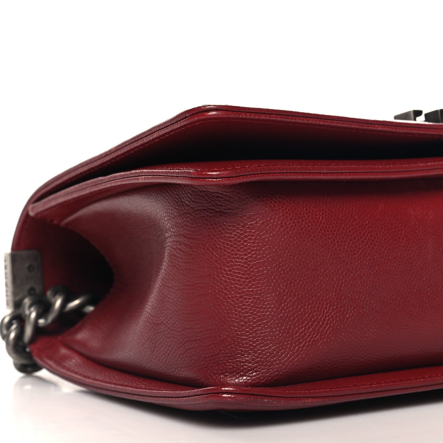 Caviar Chevron Quilted Medium Boy Flap Red