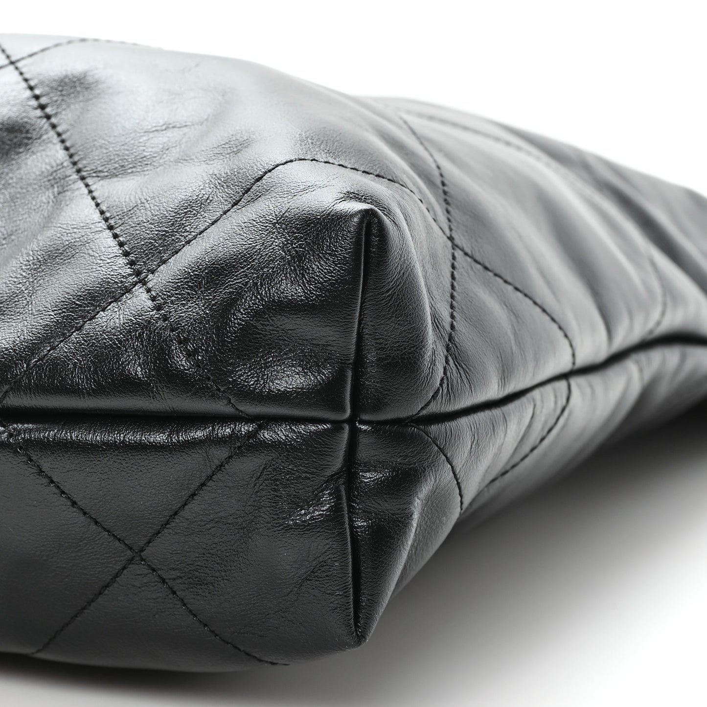 Shiny Calfskin Quilted Small Chanel 22 Black