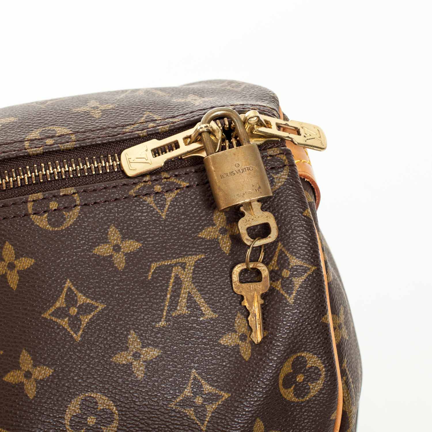 Louis Vuitton Monogram Keepall 50 6 of 9
