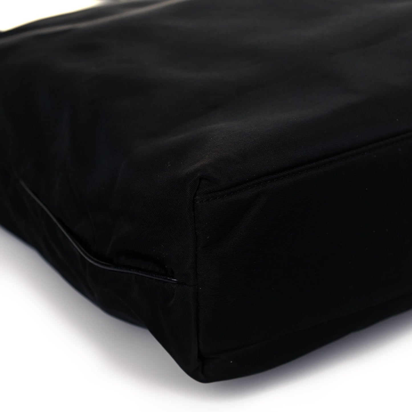 Nylon Tessuto Tote Black