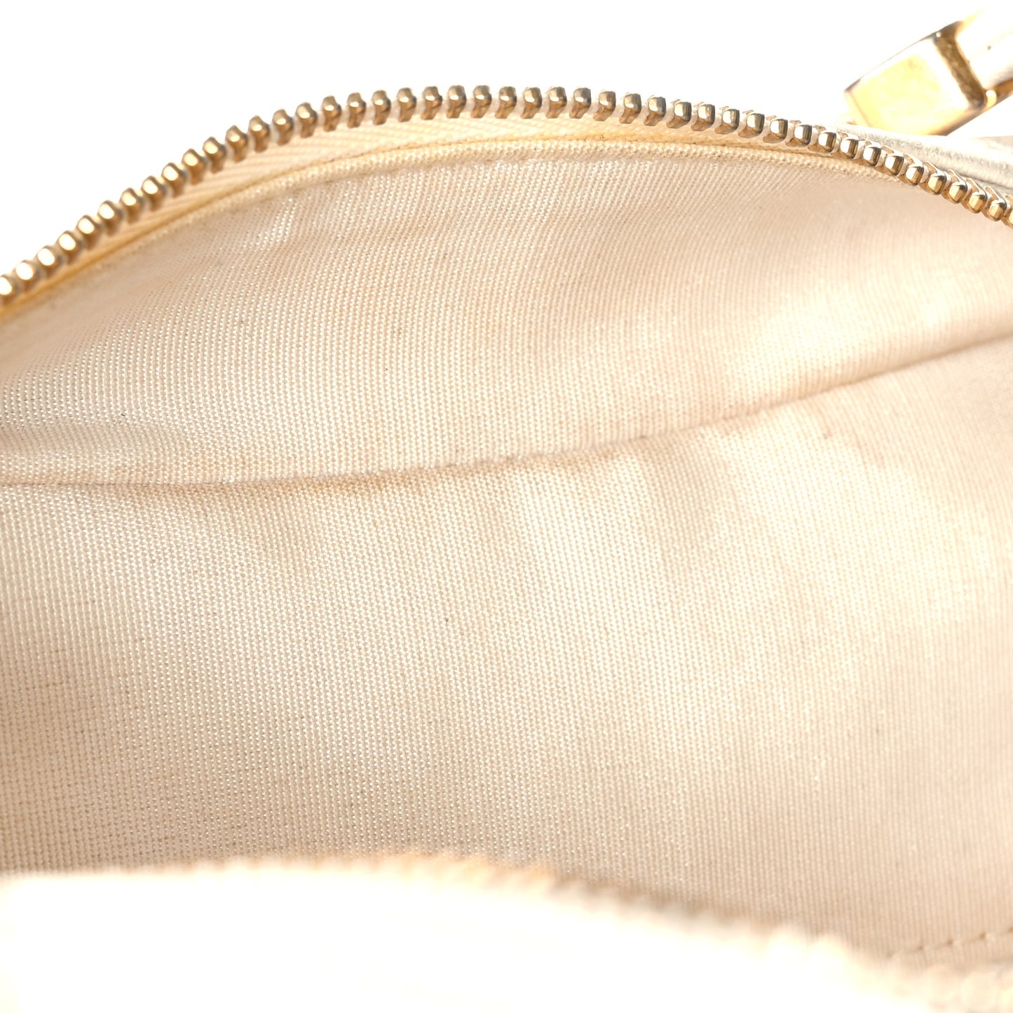 Calfskin Quilted Close To Me Hobo White