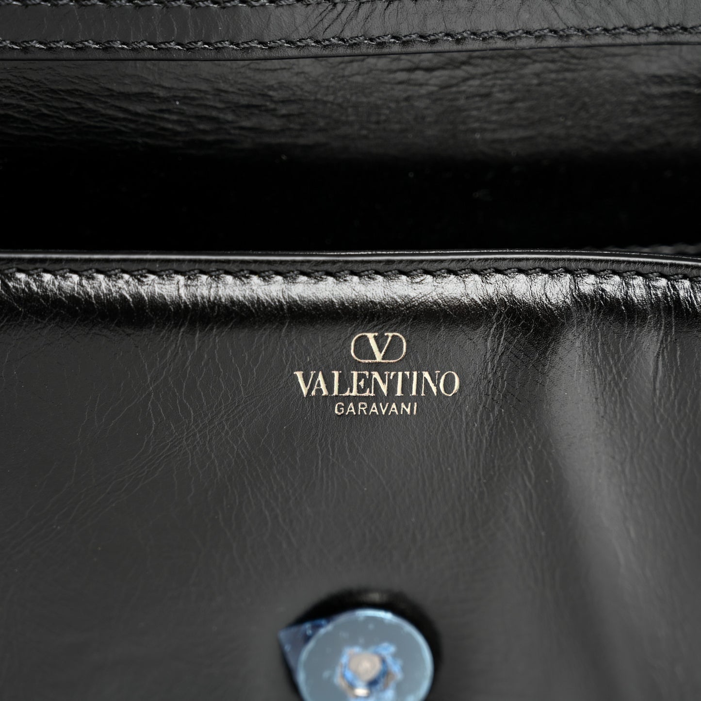 Calfskin Monochrome Vlogo Small Loco Shoulder Bag Black