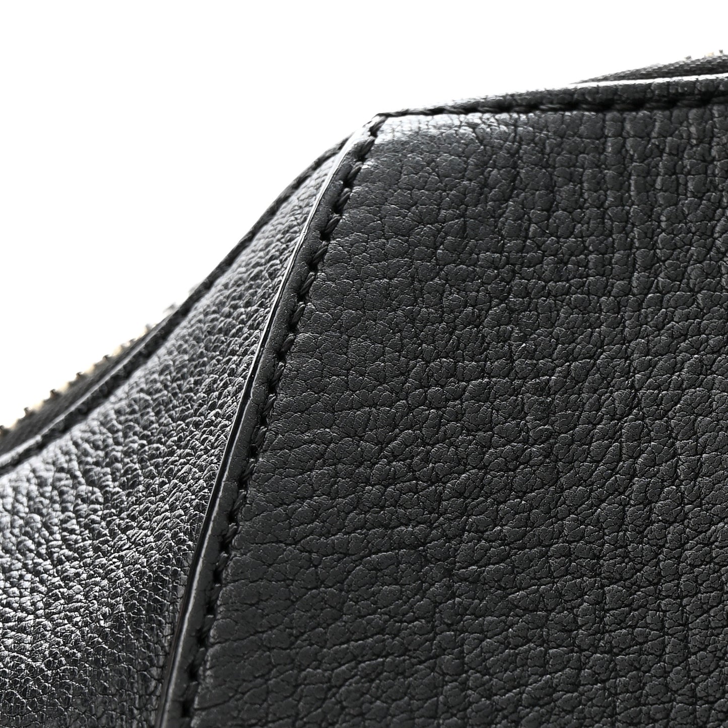 Sugar Goatskin Medium Antigona Black