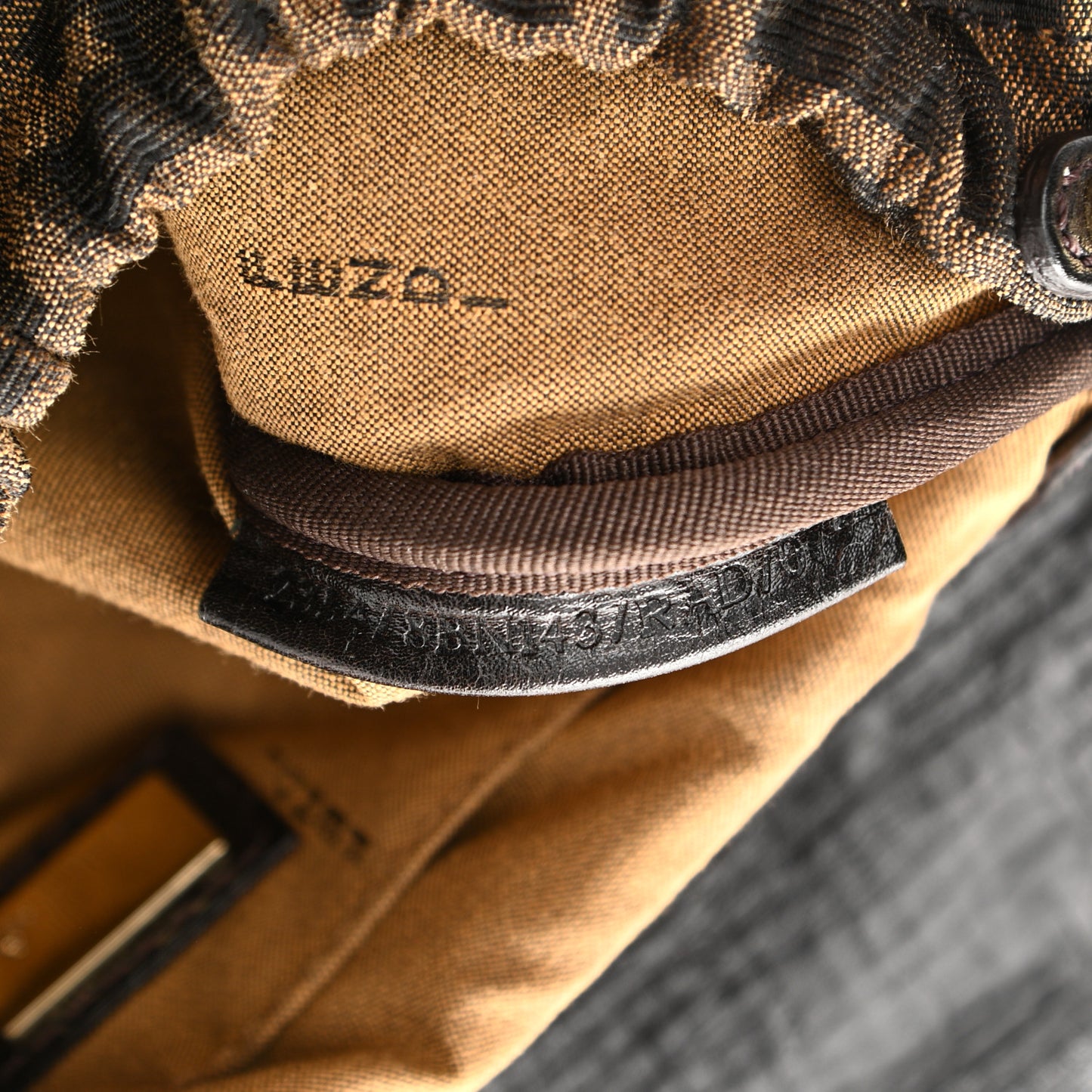 Zucca Small Magic Bag Tobacco