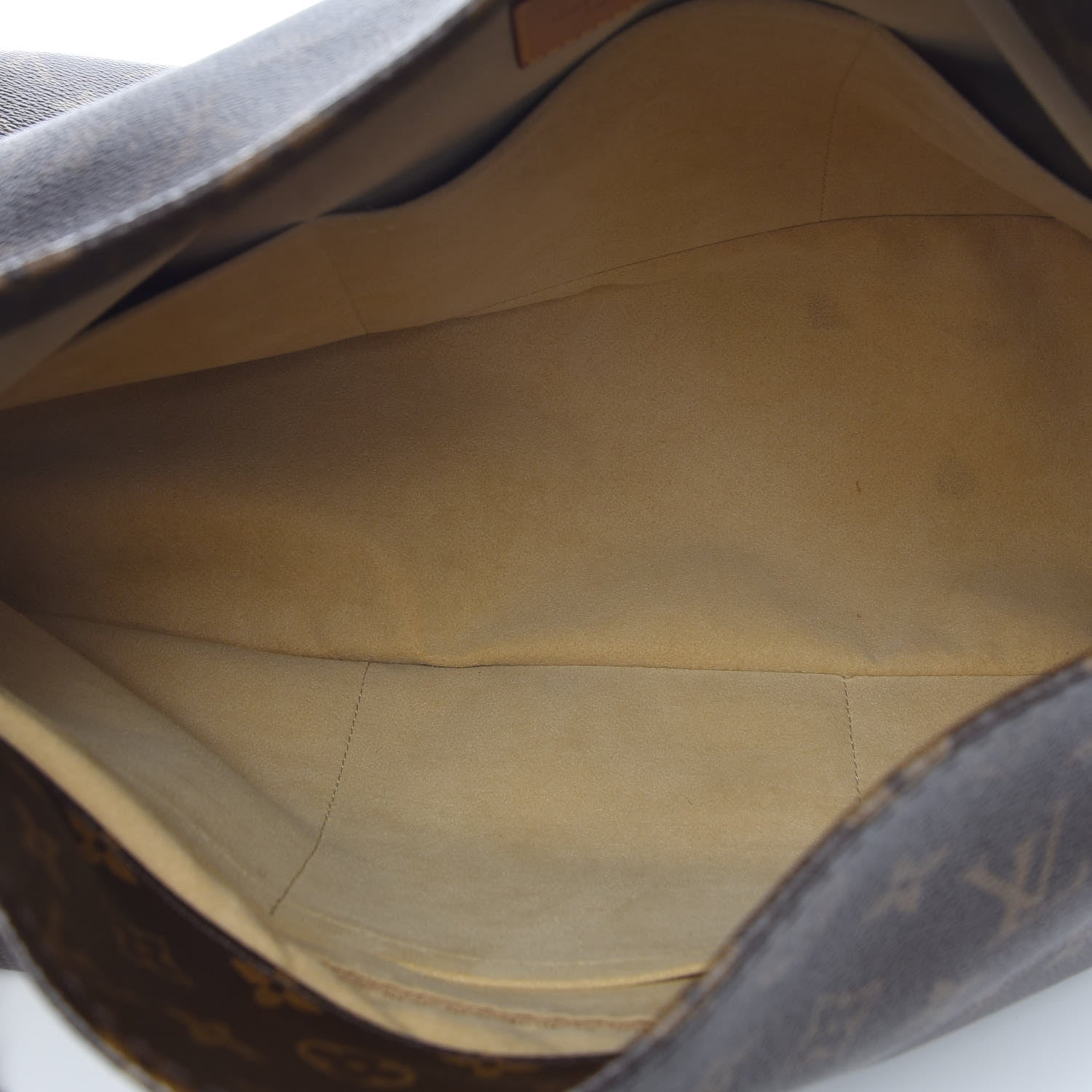 Louis Vuitton Monogram Artsy MM 5 of 22