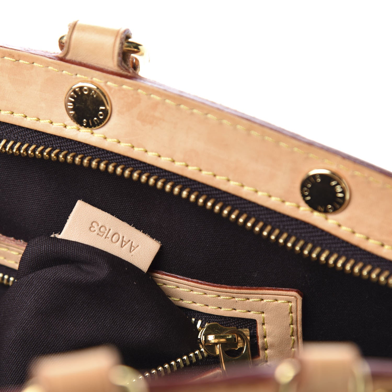 Louis Vuitton Vernis Brea MM Amarante 11 of 12