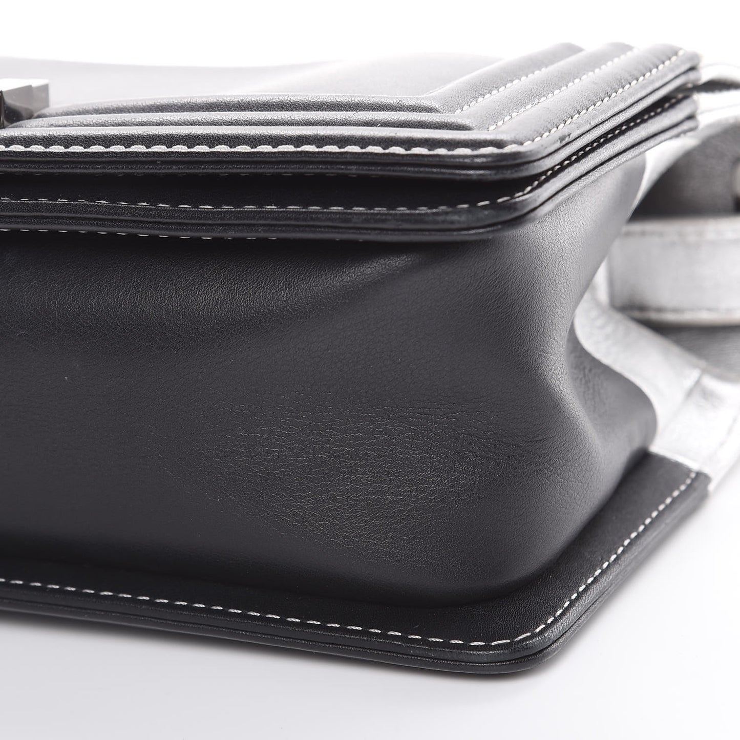 Metallic Goatskin Calfskin Medium Boy Flap Silver Black