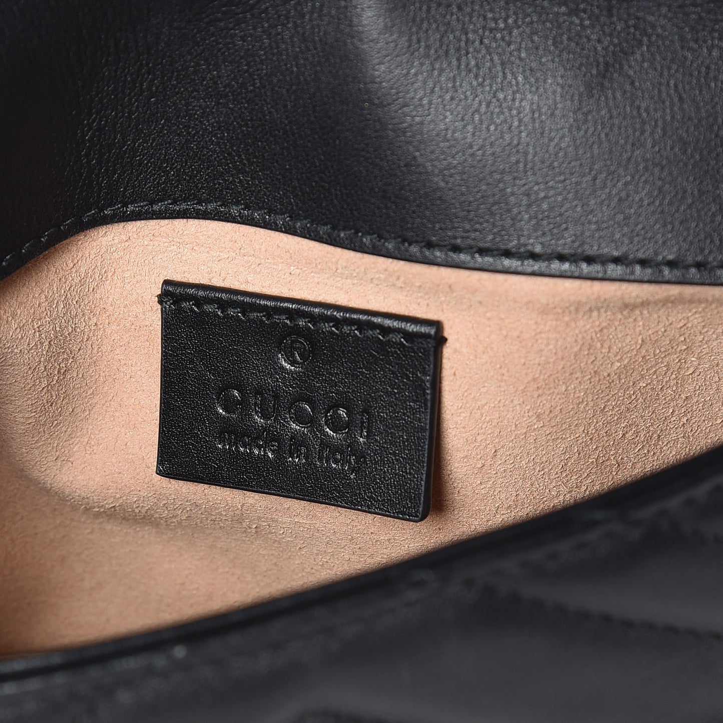 Calfskin Matelasse Super Mini GG Marmont Shoulder Bag Black