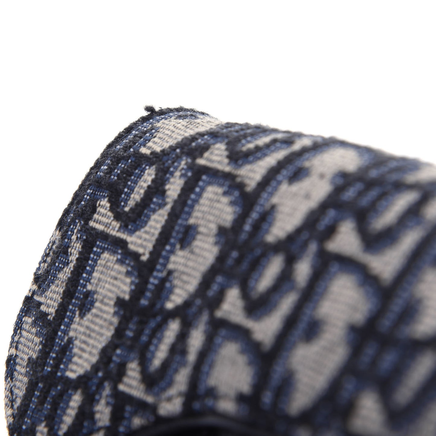 Oblique Nano Saddle Chain Pouch Blue