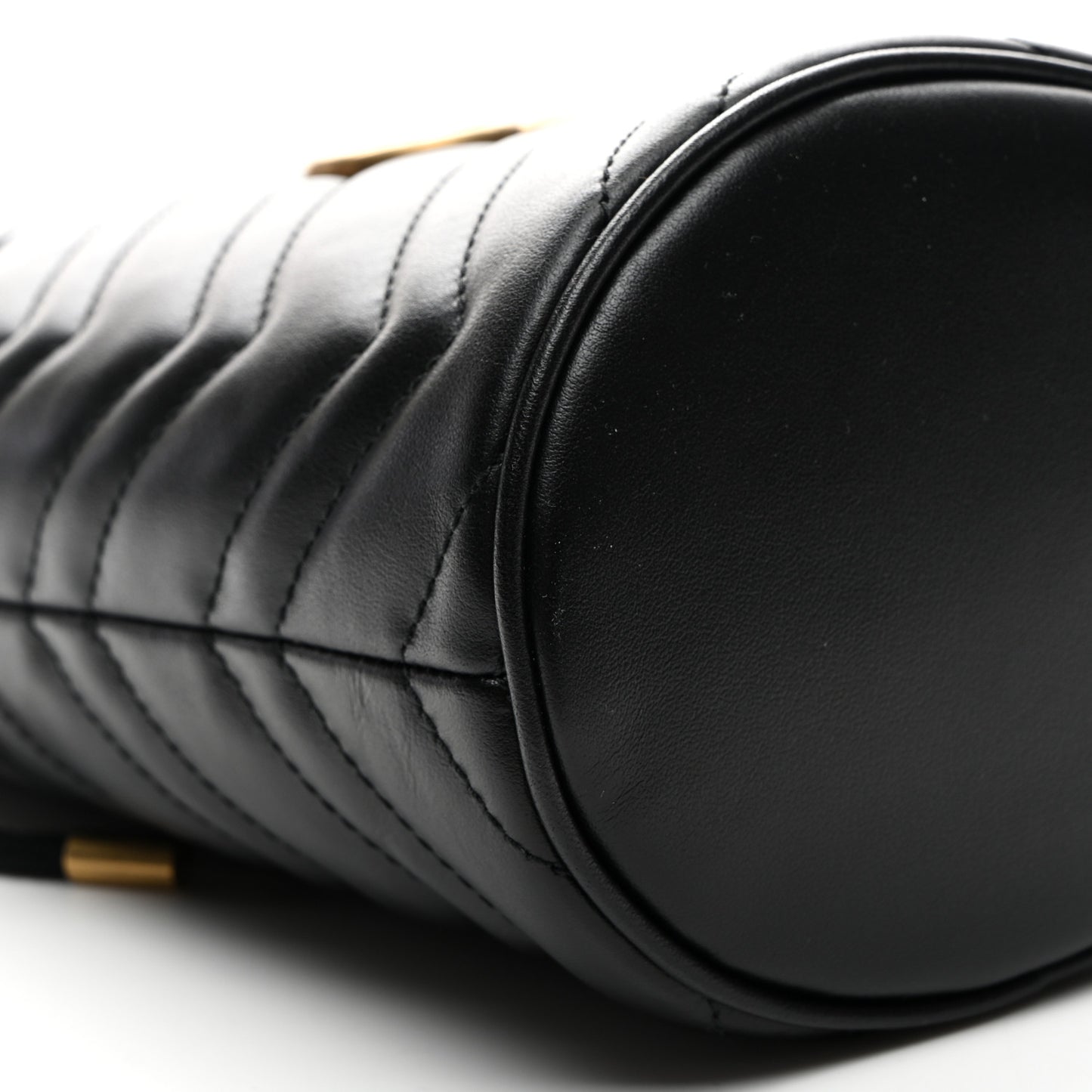 Calfskin Matelasse Mini GG Marmont 2.0 Bucket Bag Black