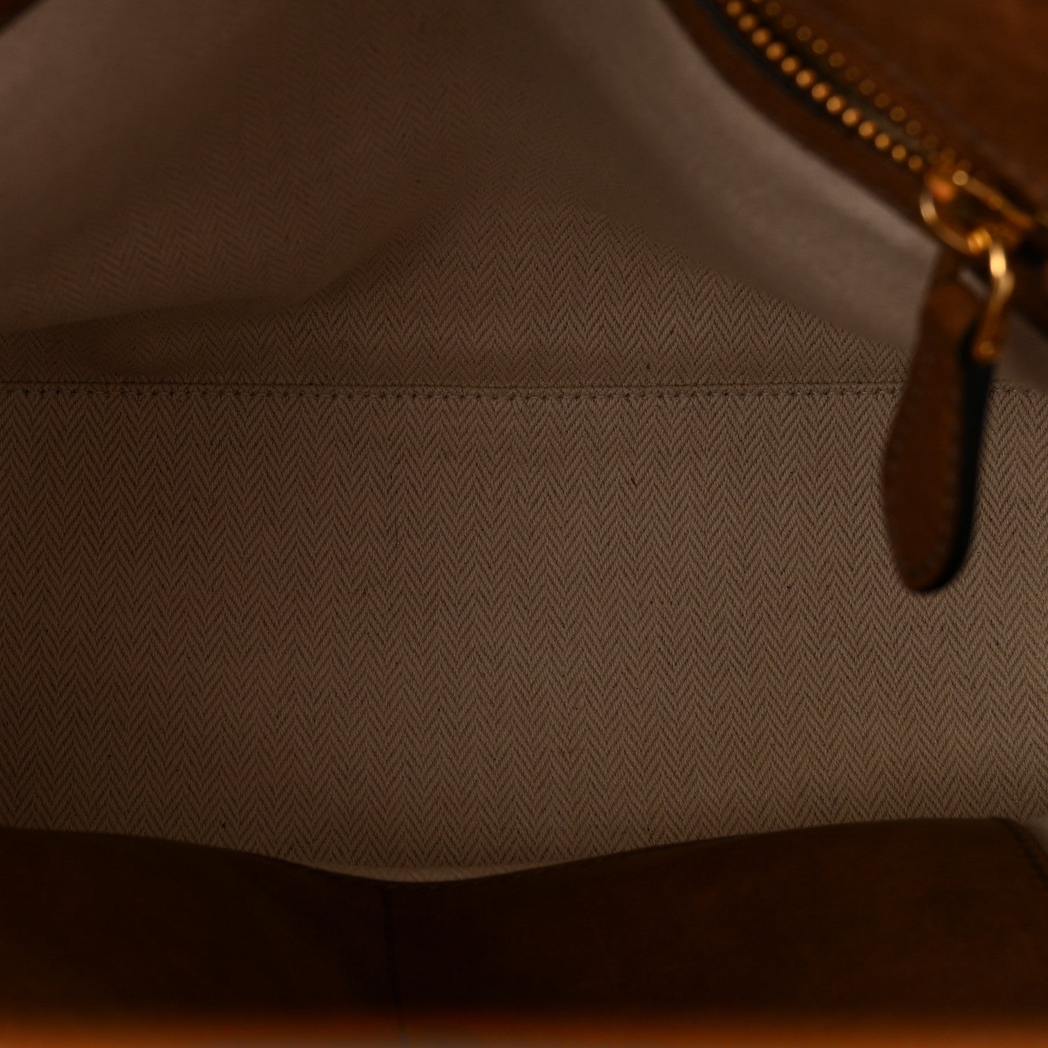 Miu Miu Nappa Aviator Medium Aventure Bag Rovere 5 of 9