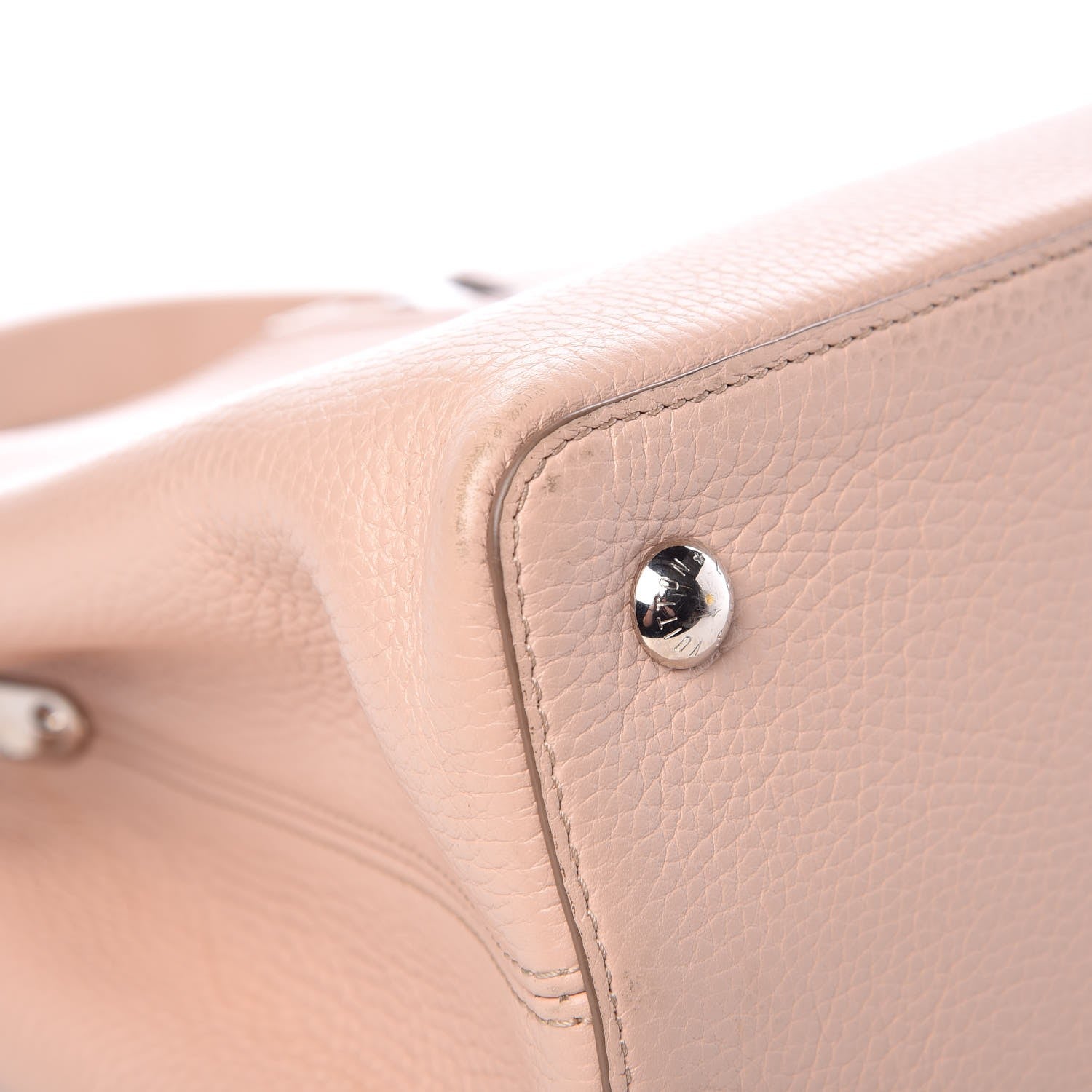 Louis Vuitton Taurillon Capucines MM Petale 9 of 14