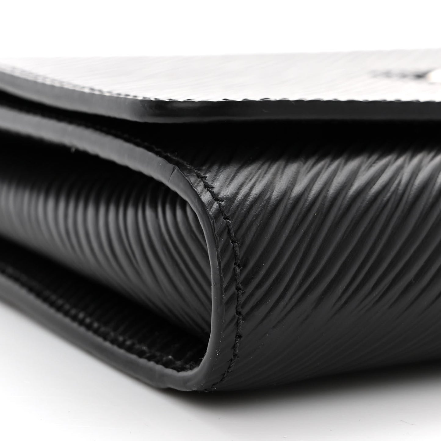 Epi Twist Chain Wallet Black