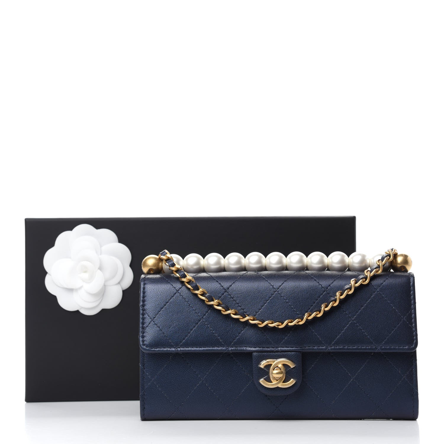 Chanel Iridescent Lambskin Quilted Chic Pearls Clutch With Chain Blue 13 of 13