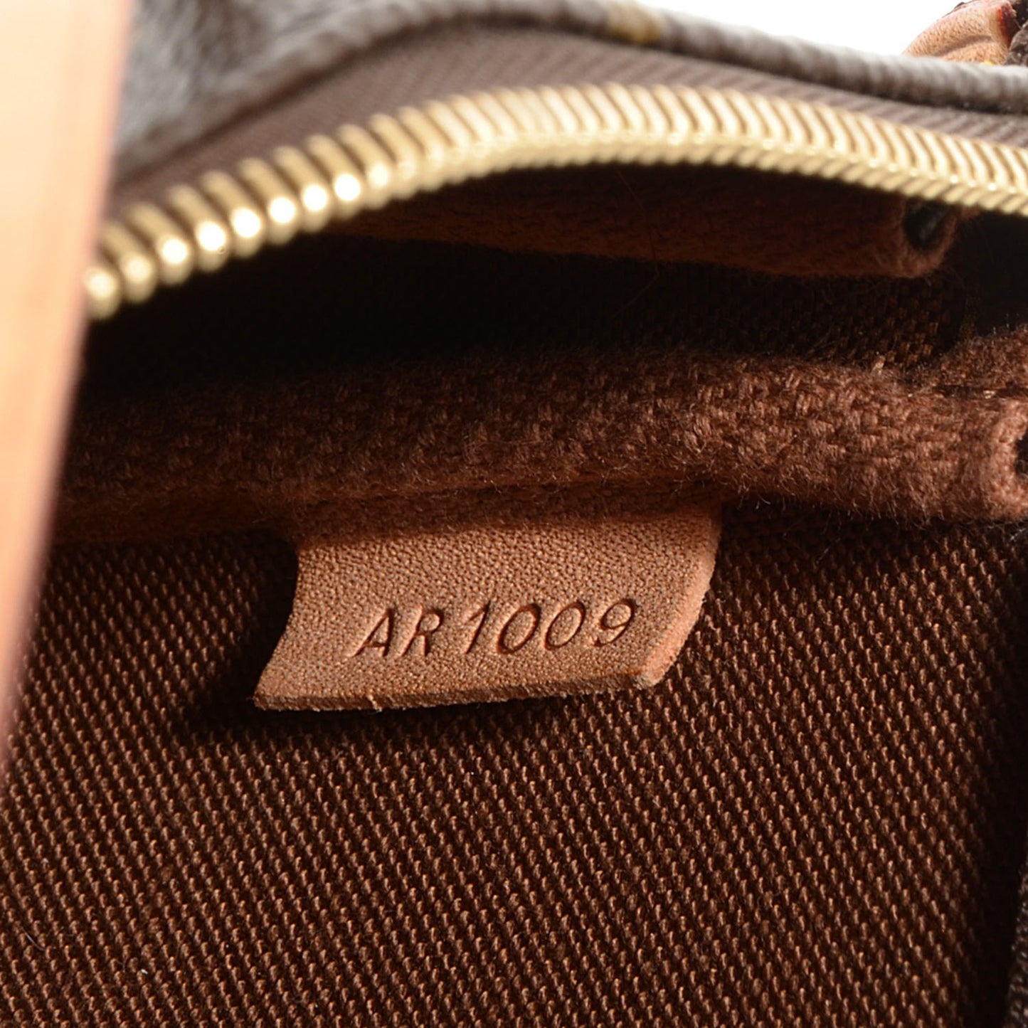 Monogram Pochette Accessories