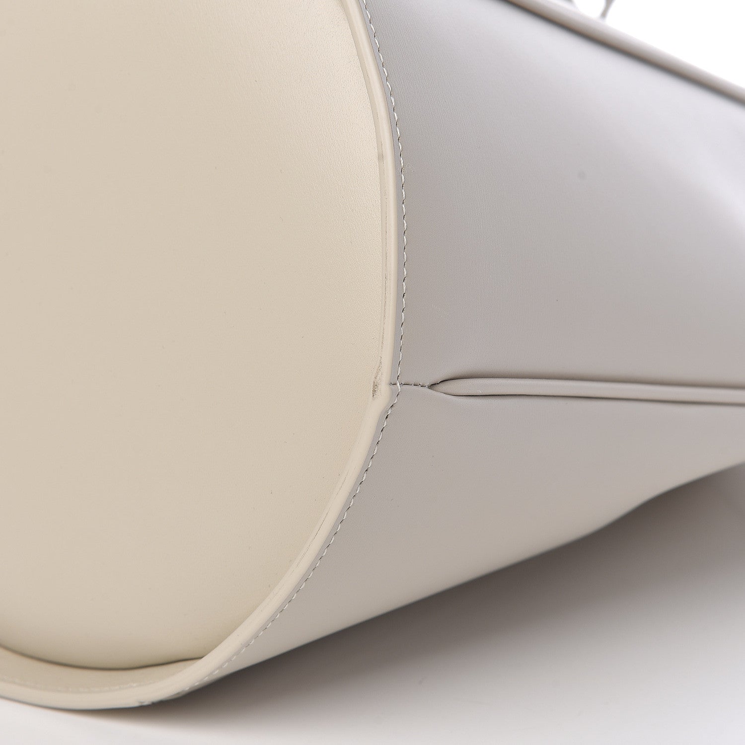 Saint Laurent Smooth Calfskin Medium Talitha Bucket Bag Vintage White 9 of 9