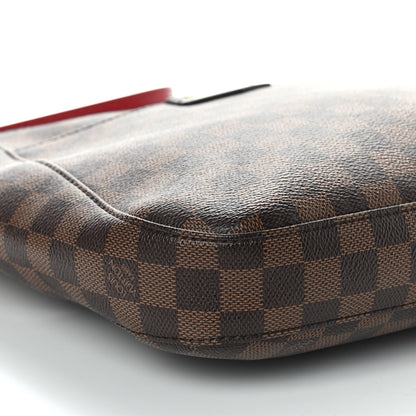 Louis Vuitton Damier Ebene South Bank Besace 9 of 10