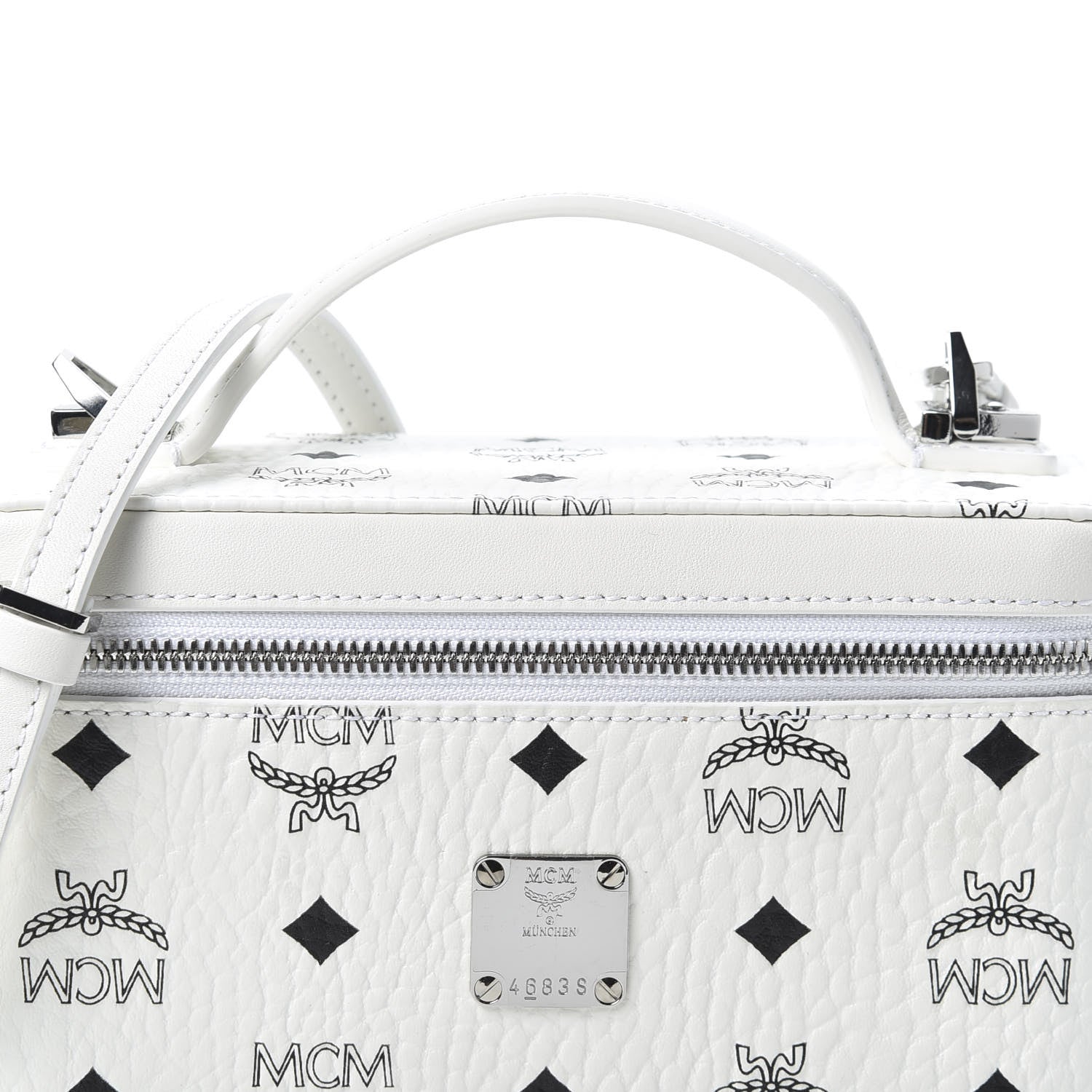 MCM Visetos Vanity Case White 8 of 8