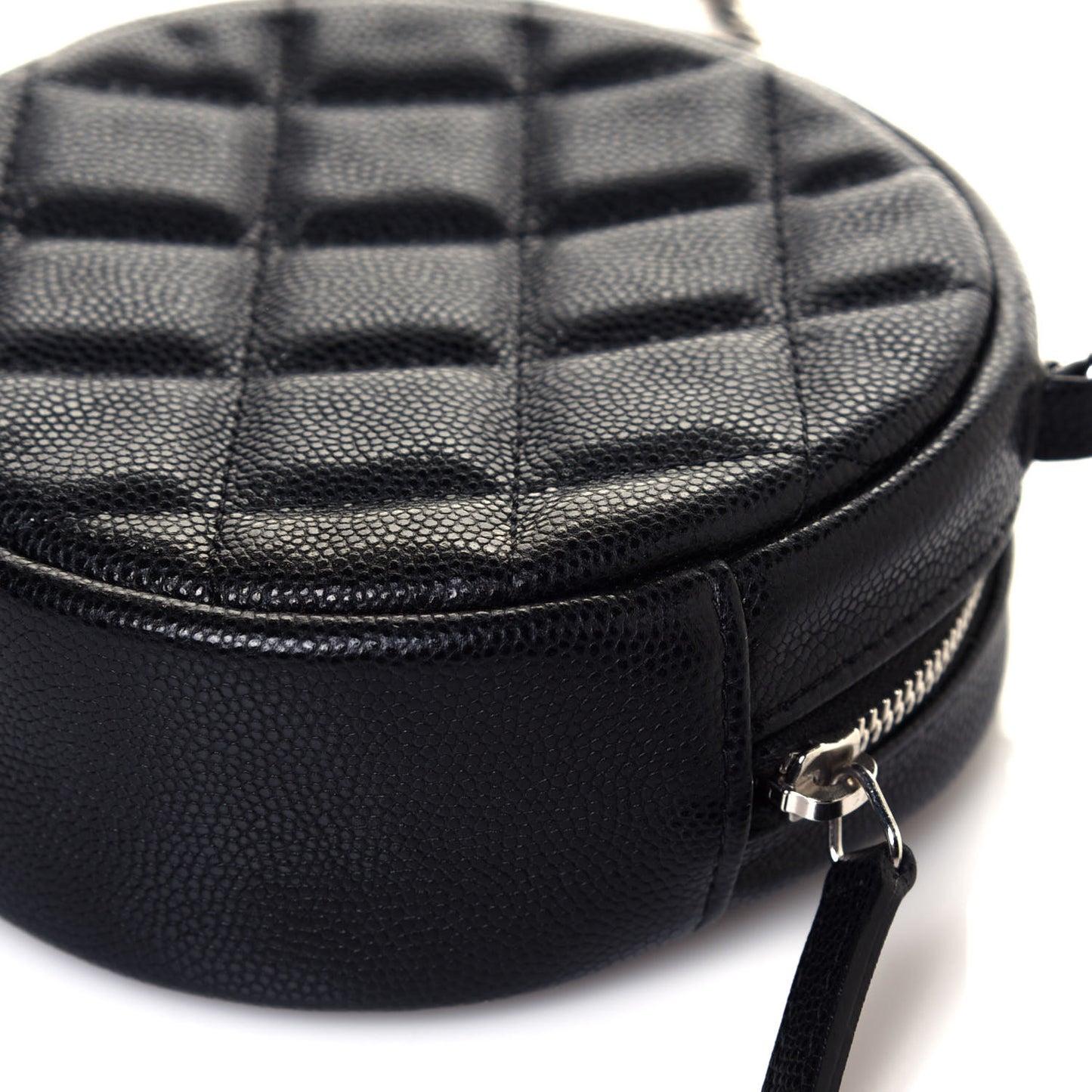 Caviar Quilted Round Clutch With Chain Black