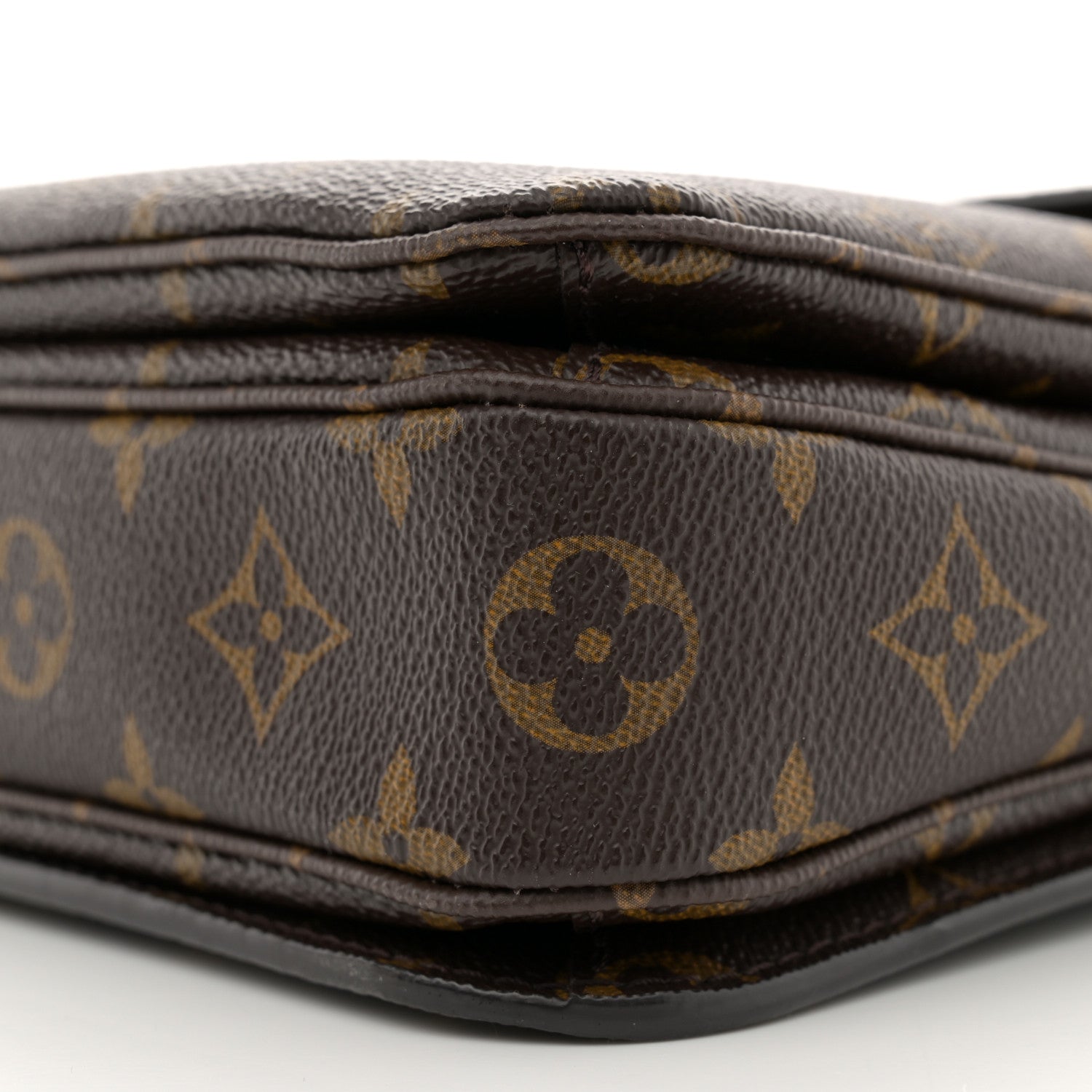 Louis Vuitton Monogram Pochette Metis 10 of 13
