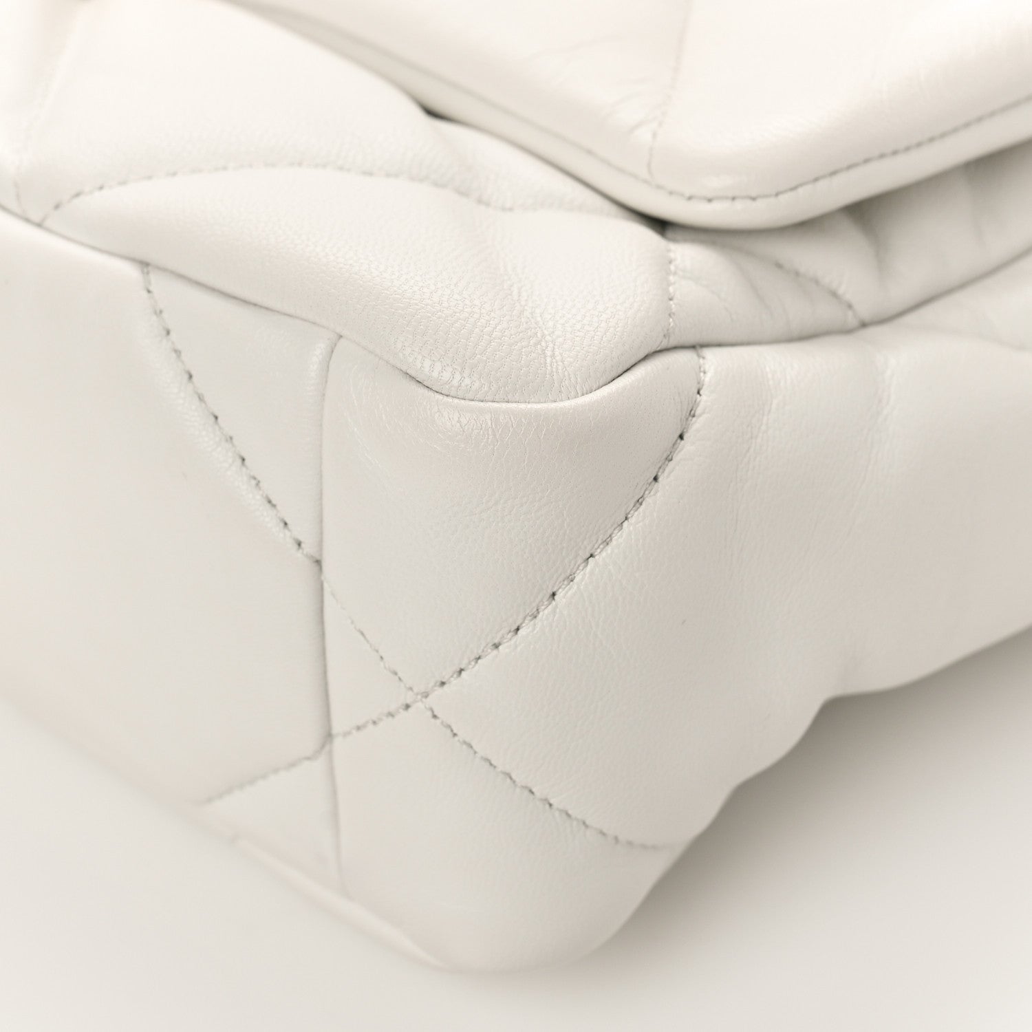 Chanel Goatskin Quilted Medium Chanel 19 Flap White 8 of 9
