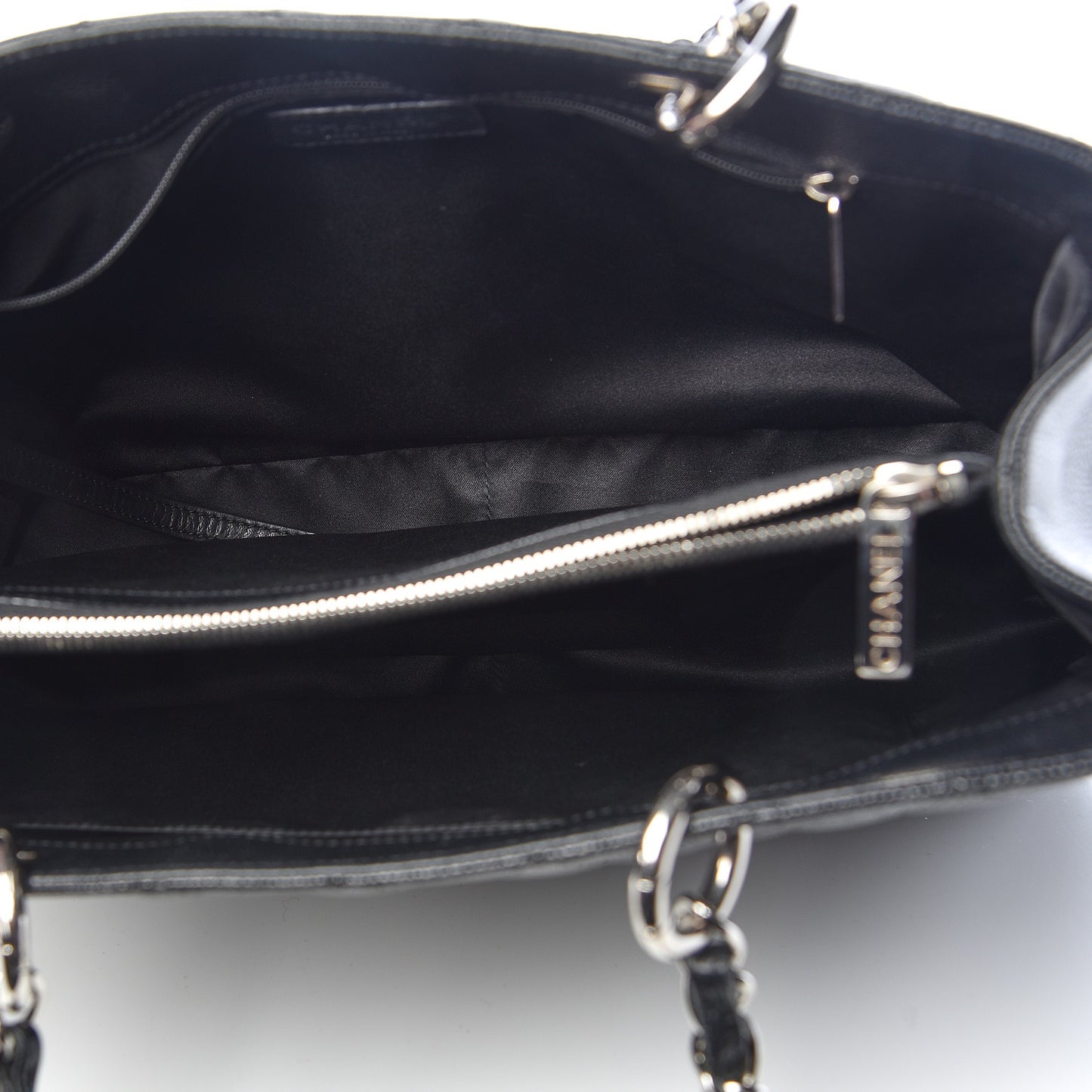 Caviar Quilted Grand Shopping Tote GST Black