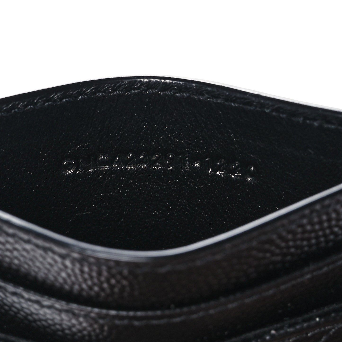 Grain De Poudre Matelasse Chevron Monogram Credit Card Case Black