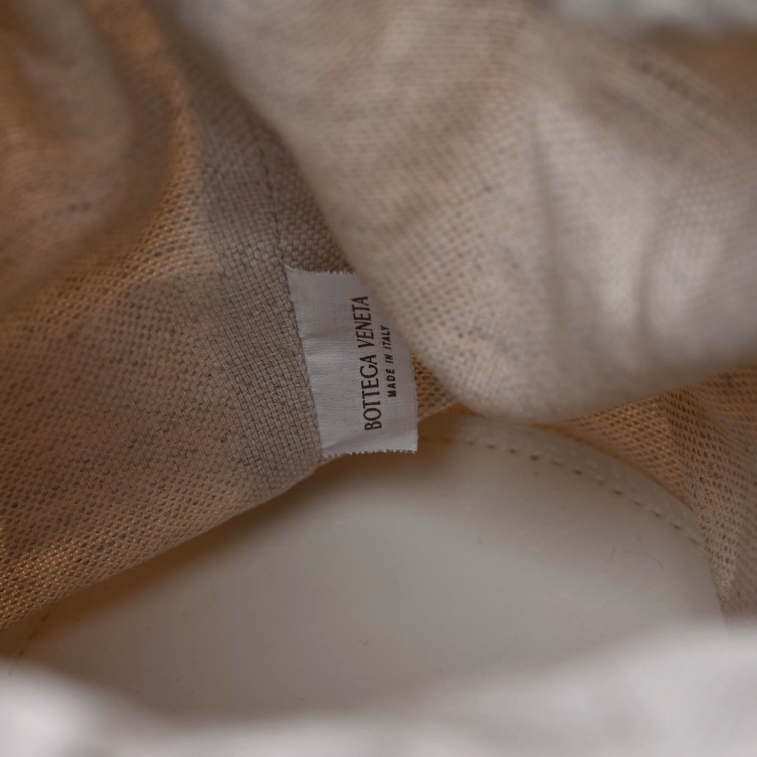 Bottega Veneta Calfskin Intrecciato Small Foulard Kalimero Bucket Bag Bone 9 of 9