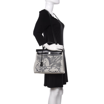 Hermes Vache Hunter Toile H Pegase Pop Herbag Zip Retourne 31 PM Bleu Indigo Ecru Black 2 of 11