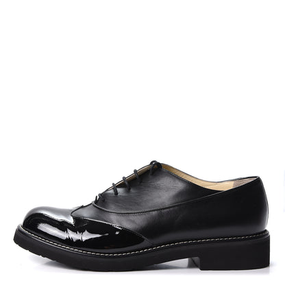 Chanel Patent Calfskin Lace Up Oxfords 40.5 Black 1 of 10