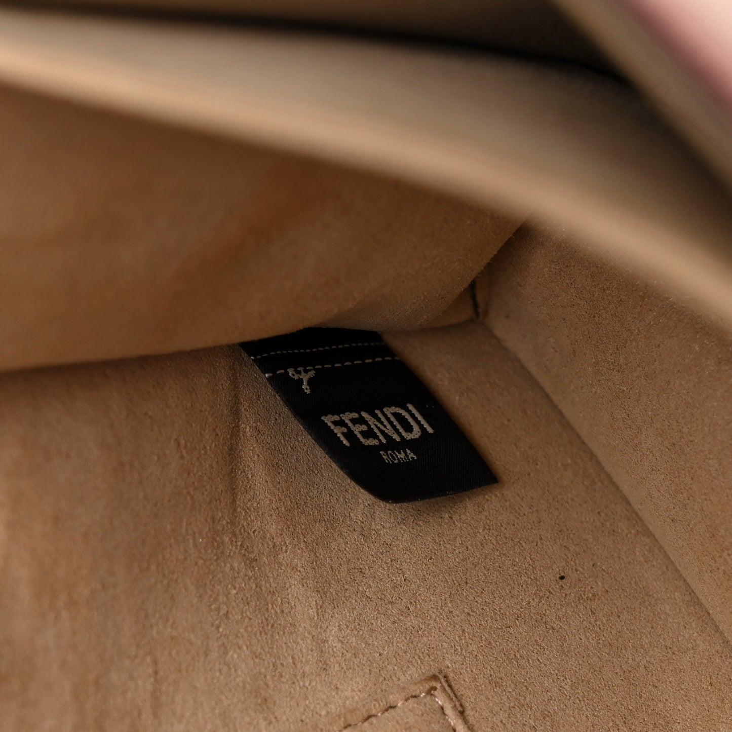 Vitello Liberty FF 1974 Embossed Kan I Shoulder Bag Fragola