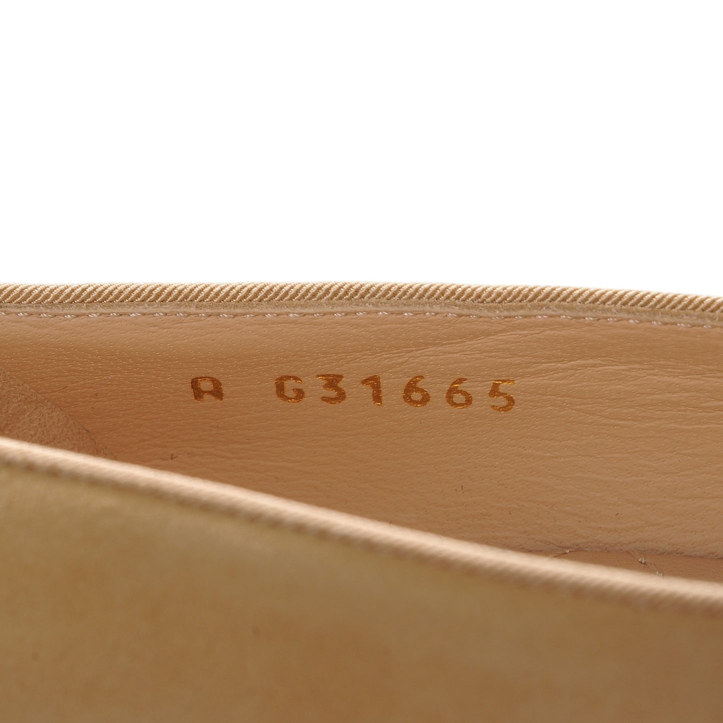 Suede Pearl Camellia Pumps 39.5 Beige Black