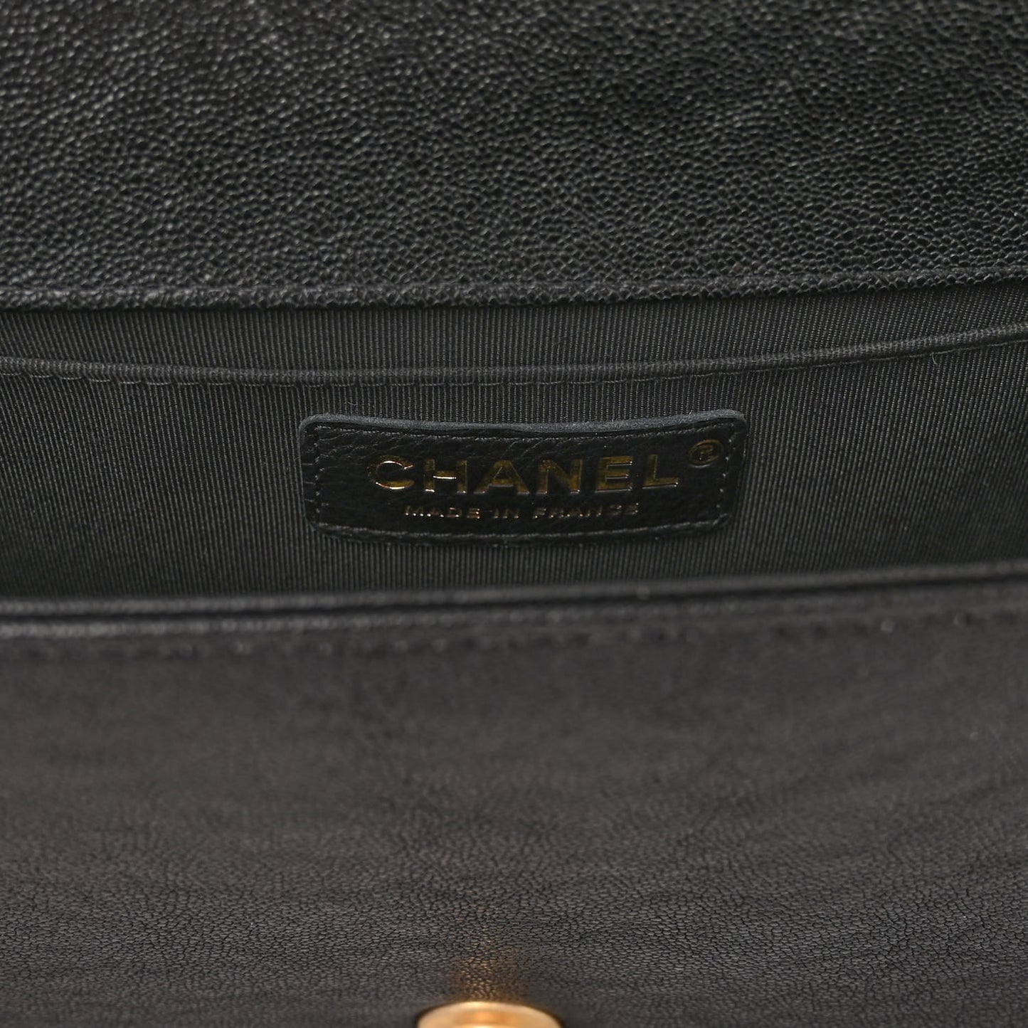 Caviar Chevron Quilted Medium Boy Flap Black