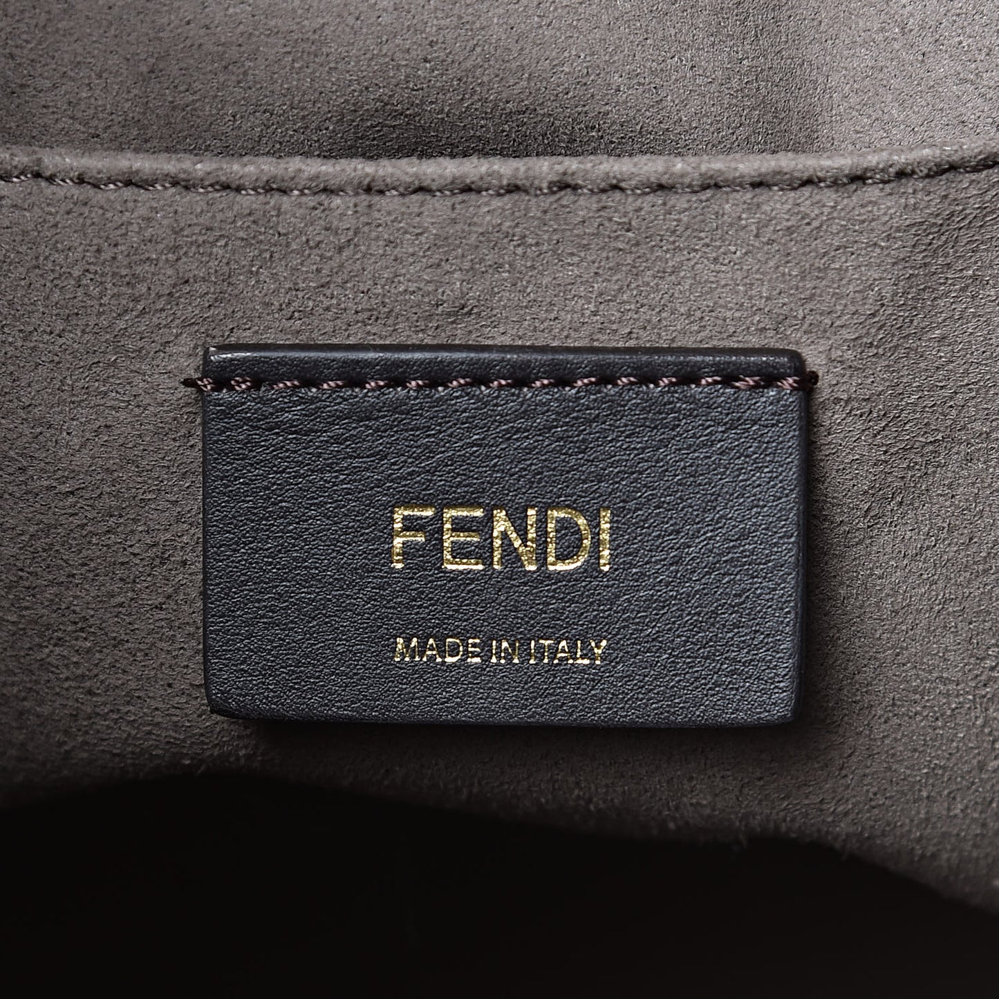 Vitello Grace Matte F is Fendi Grande Mon Tresor Bucket Bag Plaster