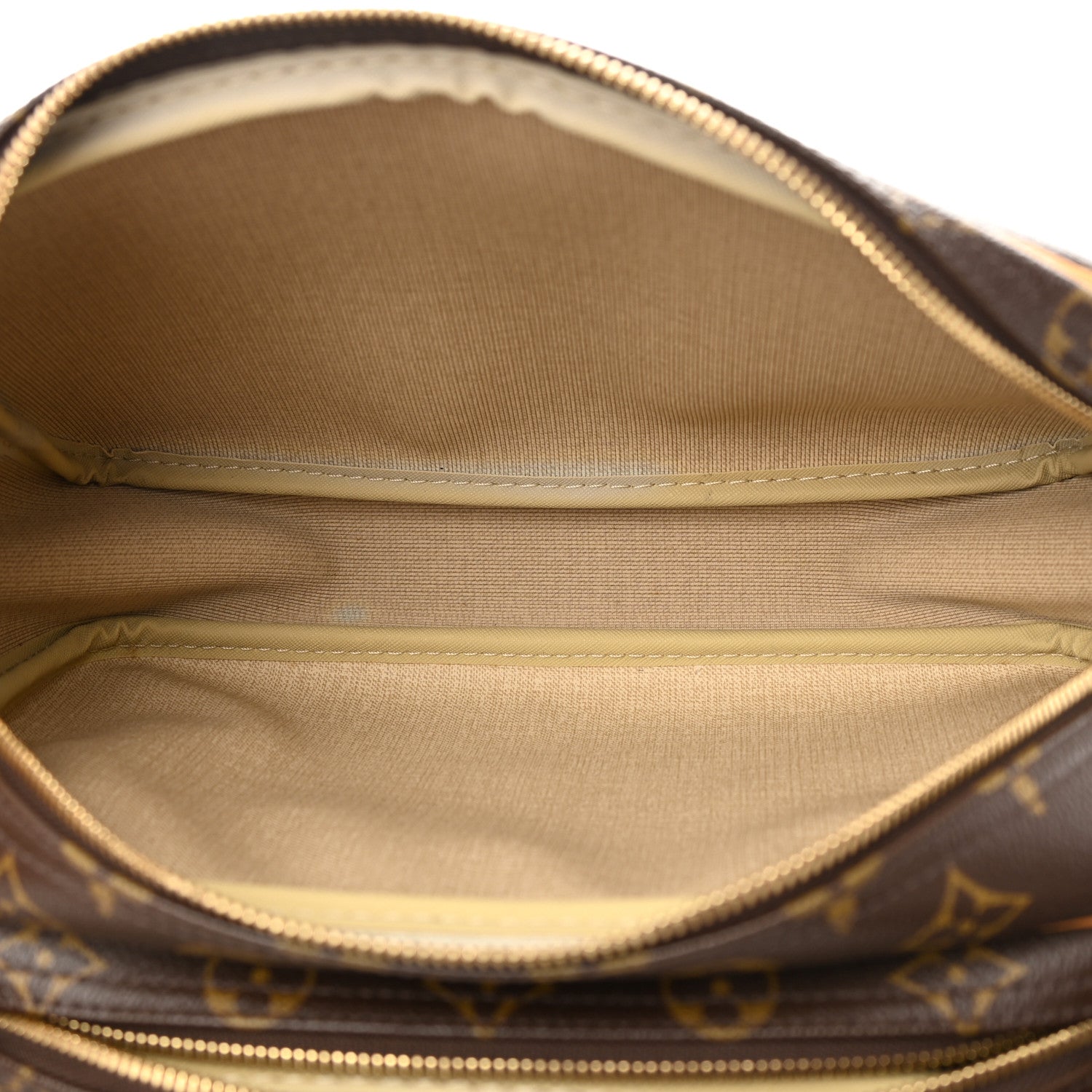 Louis Vuitton Monogram Reporter PM 5 of 13