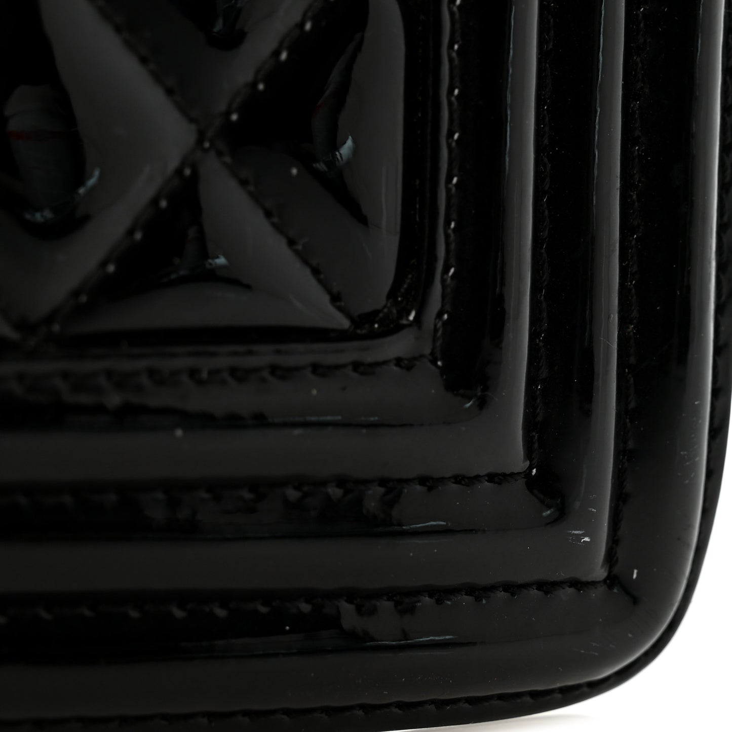 Patent Calfskin Quilted New Medium Plexiglass Boy Flap Black
